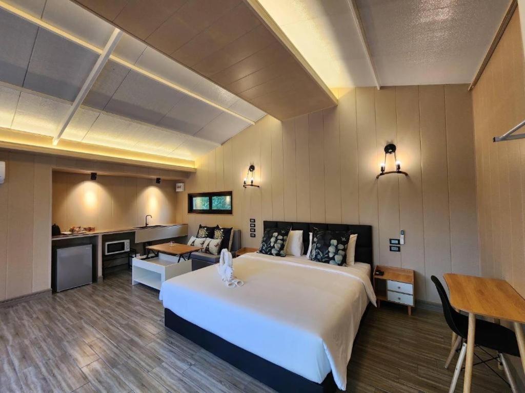 Natural Park Resort De Wang Thong Фитсанулок Екстериор снимка