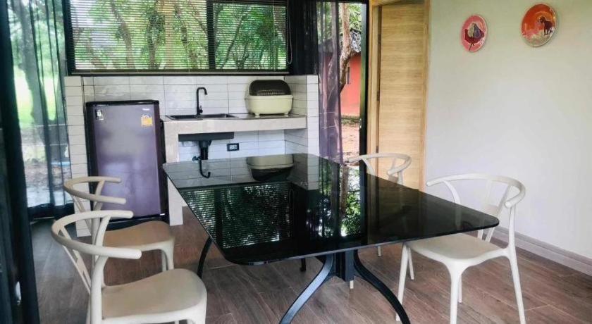 Natural Park Resort De Wang Thong Фитсанулок Екстериор снимка